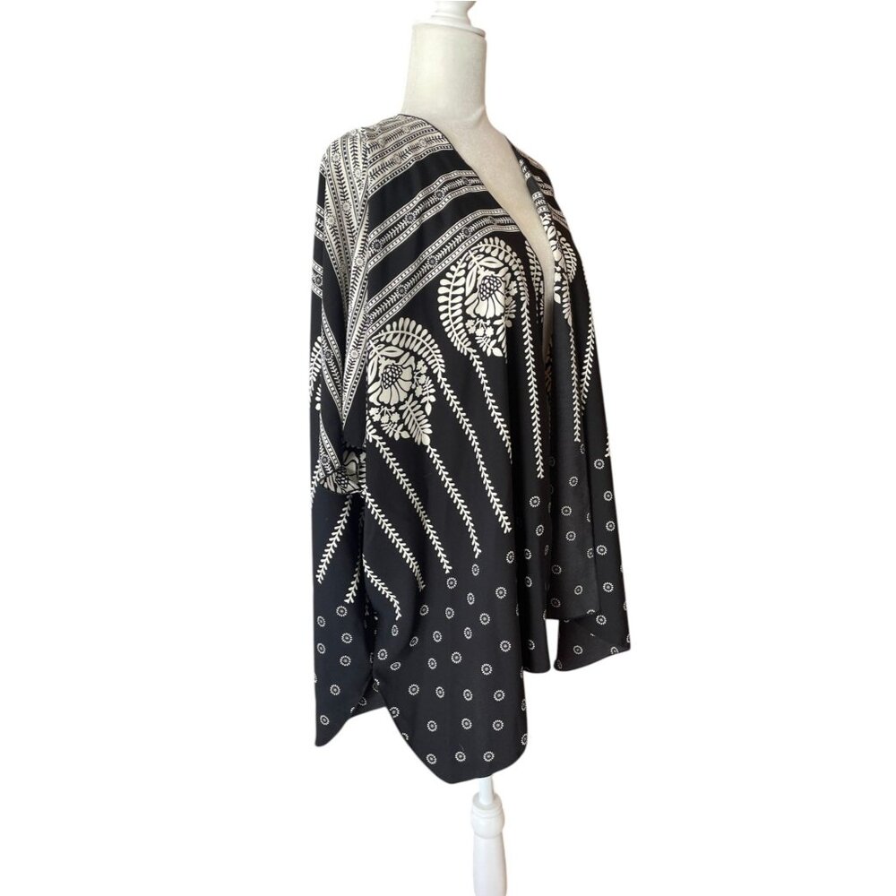 Poetry Black & White Boho Kimono  Intricate Floral Geometric Wrap - O/S